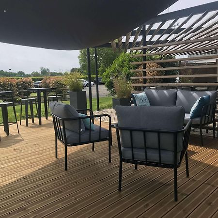 Campanile Le Mans - Arnage Hotel Exterior photo