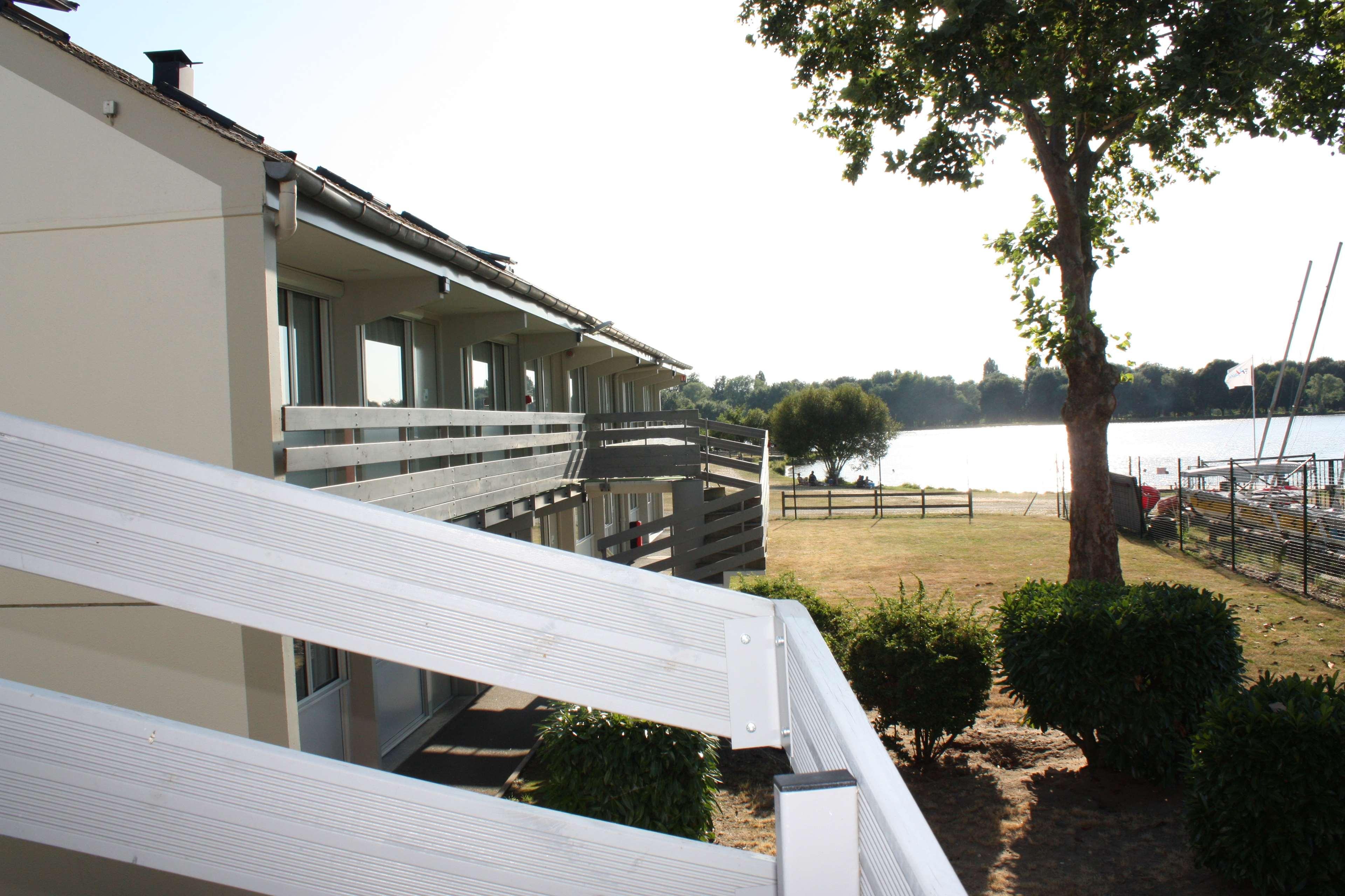 Campanile Le Mans - Arnage Hotel Exterior photo